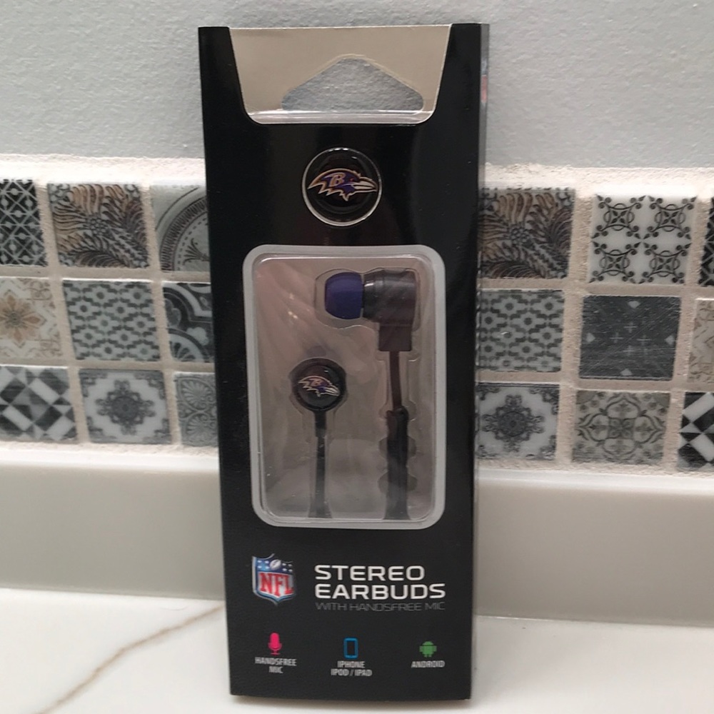 NFL Baltimore Ravens stereo earbuds hands free mic